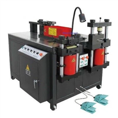 CNC stroj na zpracování měděné přípojnice